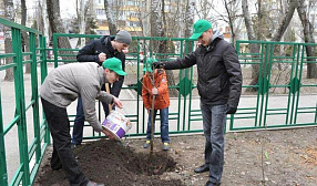 ТАГМЕТ провел субботник в День древонасаждений